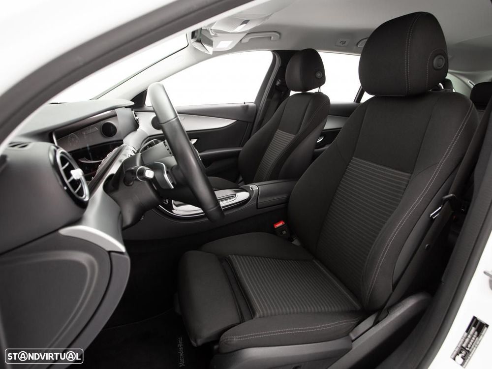 Mercedes-Benz E 300 de 9G-TRONIC - 9