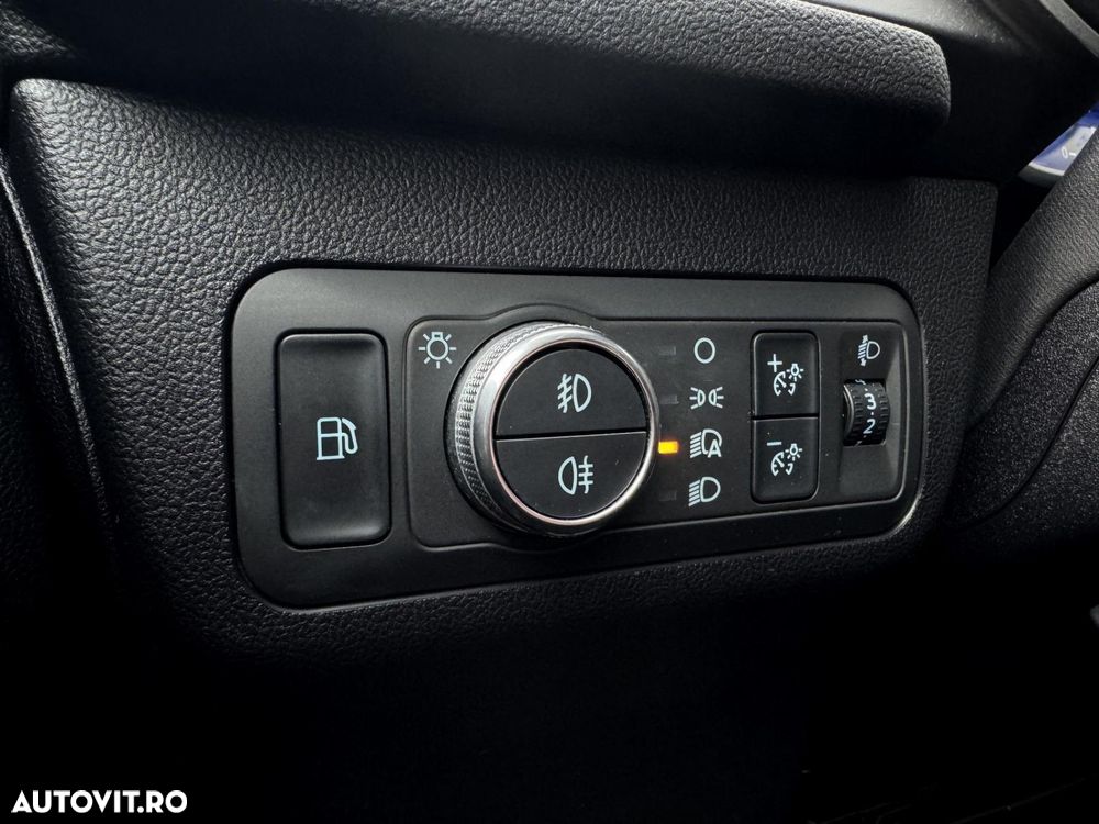 FORD Kuga 2022 — imagine 28