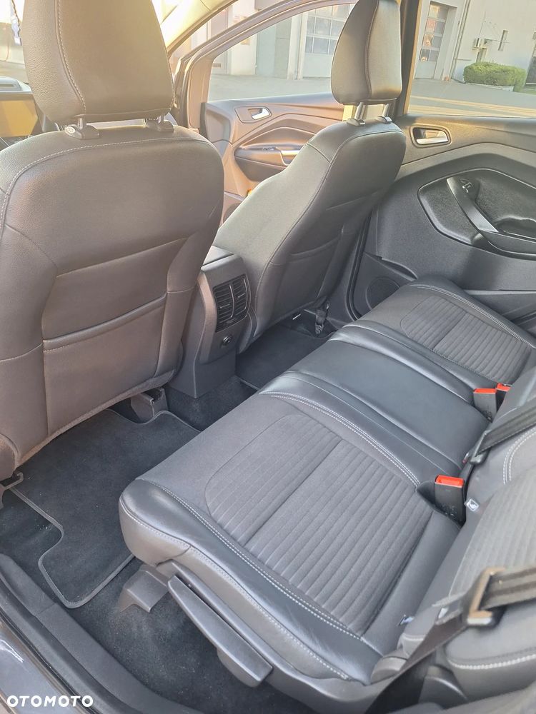 Ford Kuga 2.0 TDCi AWD ST-Line - 8