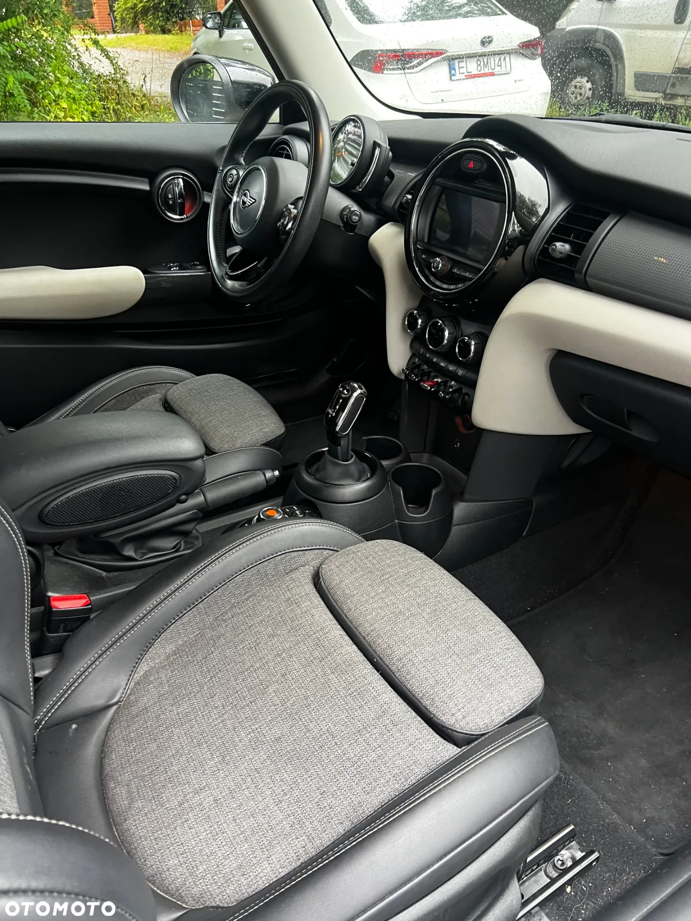 MINI Cooper Standard - 9
