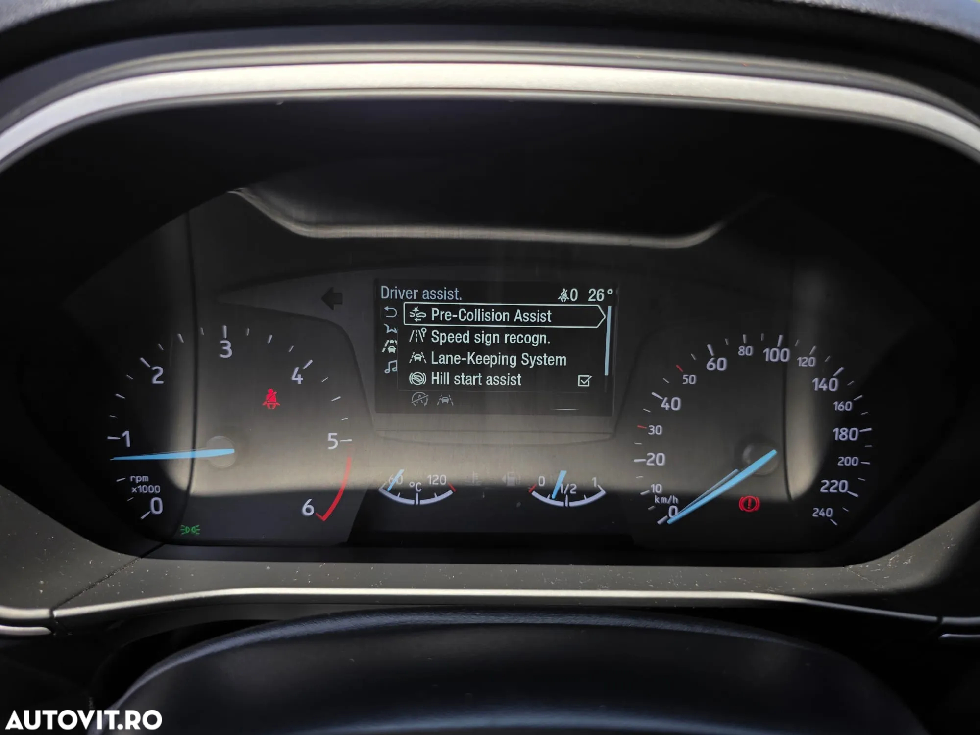 Ford Focus 1.5 EcoBlue Trend - 13