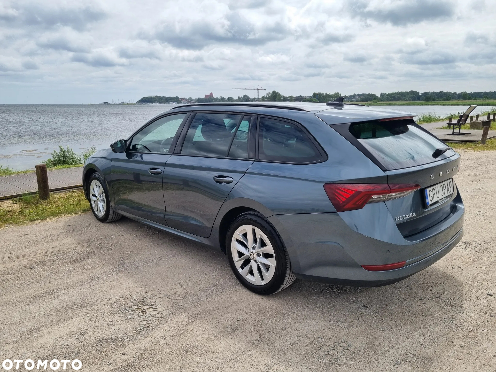 Skoda Octavia 2.0 TDI Ambition DSG - 7