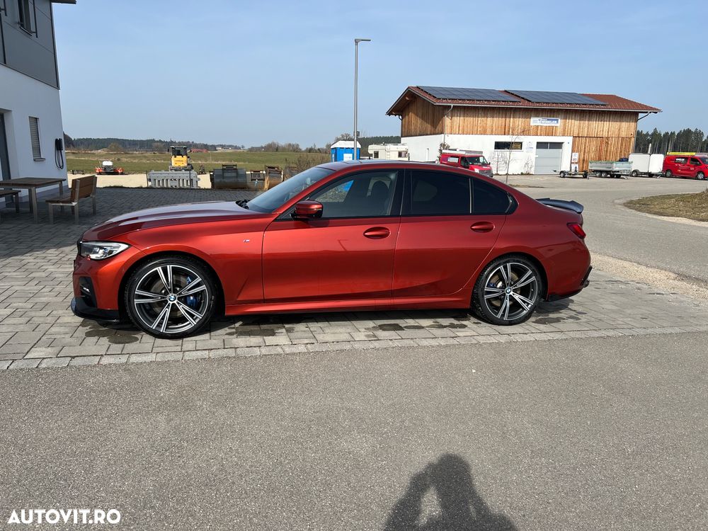 BMW Seria 3 330d xDrive AT - 2