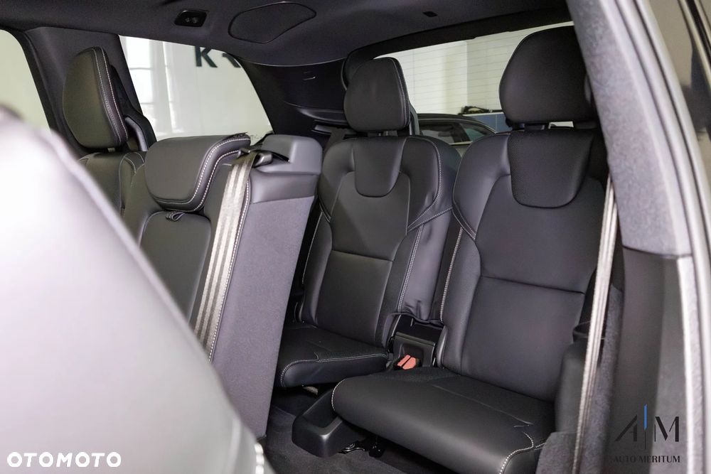 Volvo XC 90 B5 D AWD Ultimate Dark 7os - 35