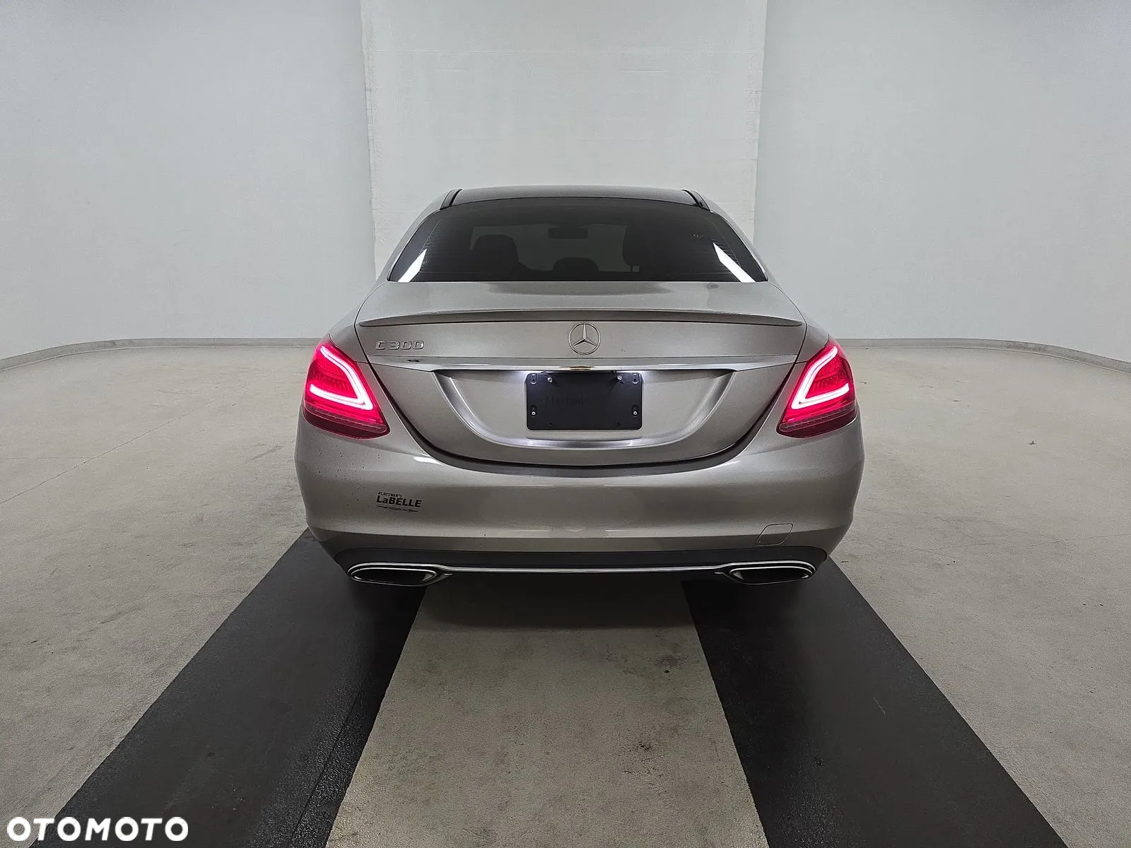 Mercedes-Benz Klasa C 300 T 9G-TRONIC - 10