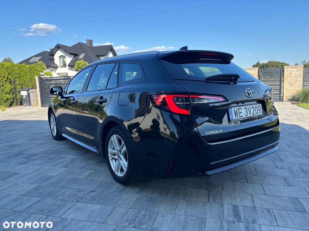 Toyota Corolla 1.8 Hybrid Comfort - 4