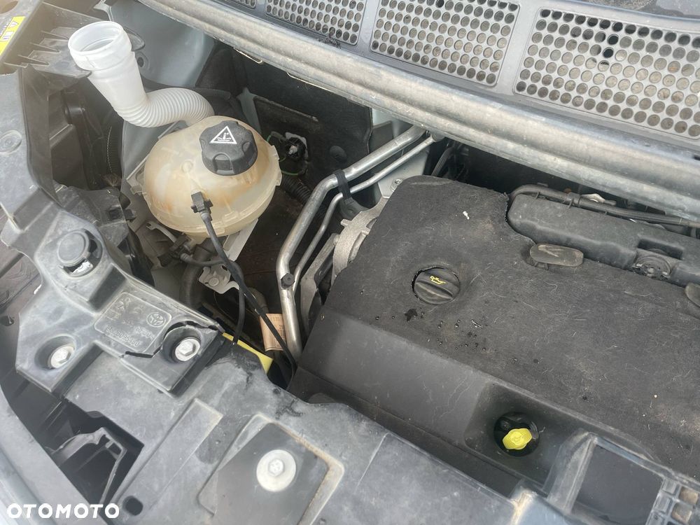 Opel VIVARO L3H1 LONG, automat, 2.0-145KM, klima tempomat, sensory - 20