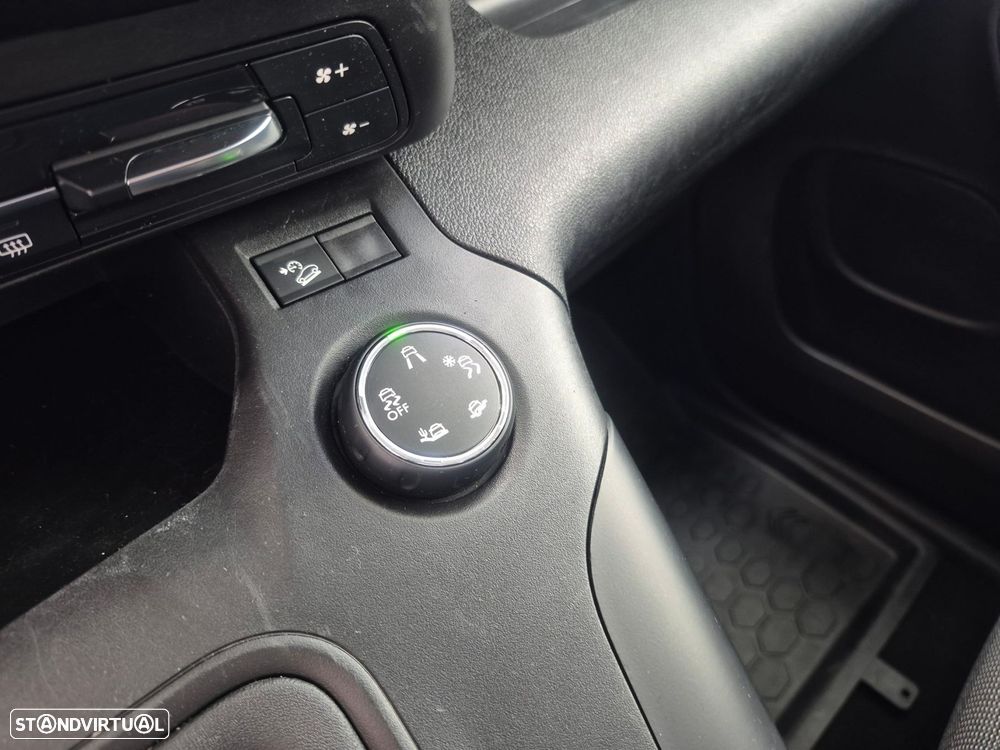 Opel Combo 1.2 L1H1 Innovation - 16