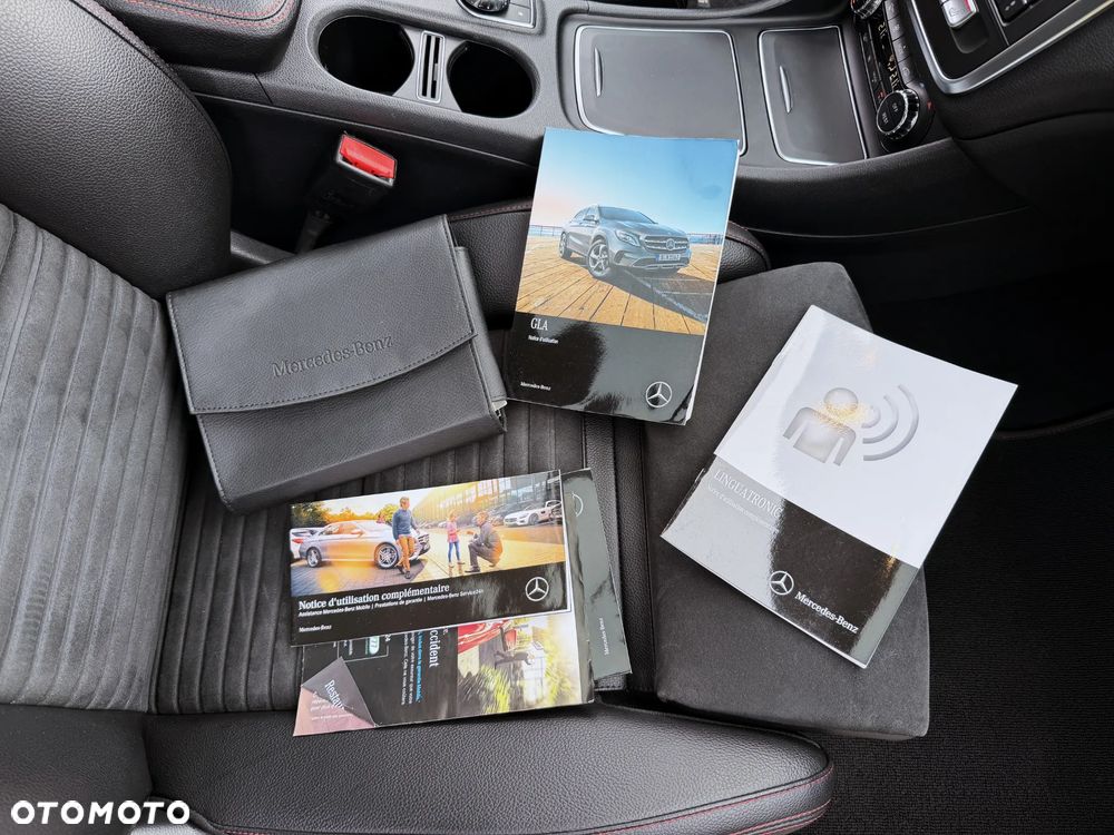 Mercedes-Benz GLA 200 7G-DCT AMG Line - 9