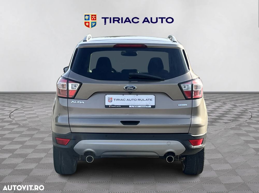 Ford Kuga - 4