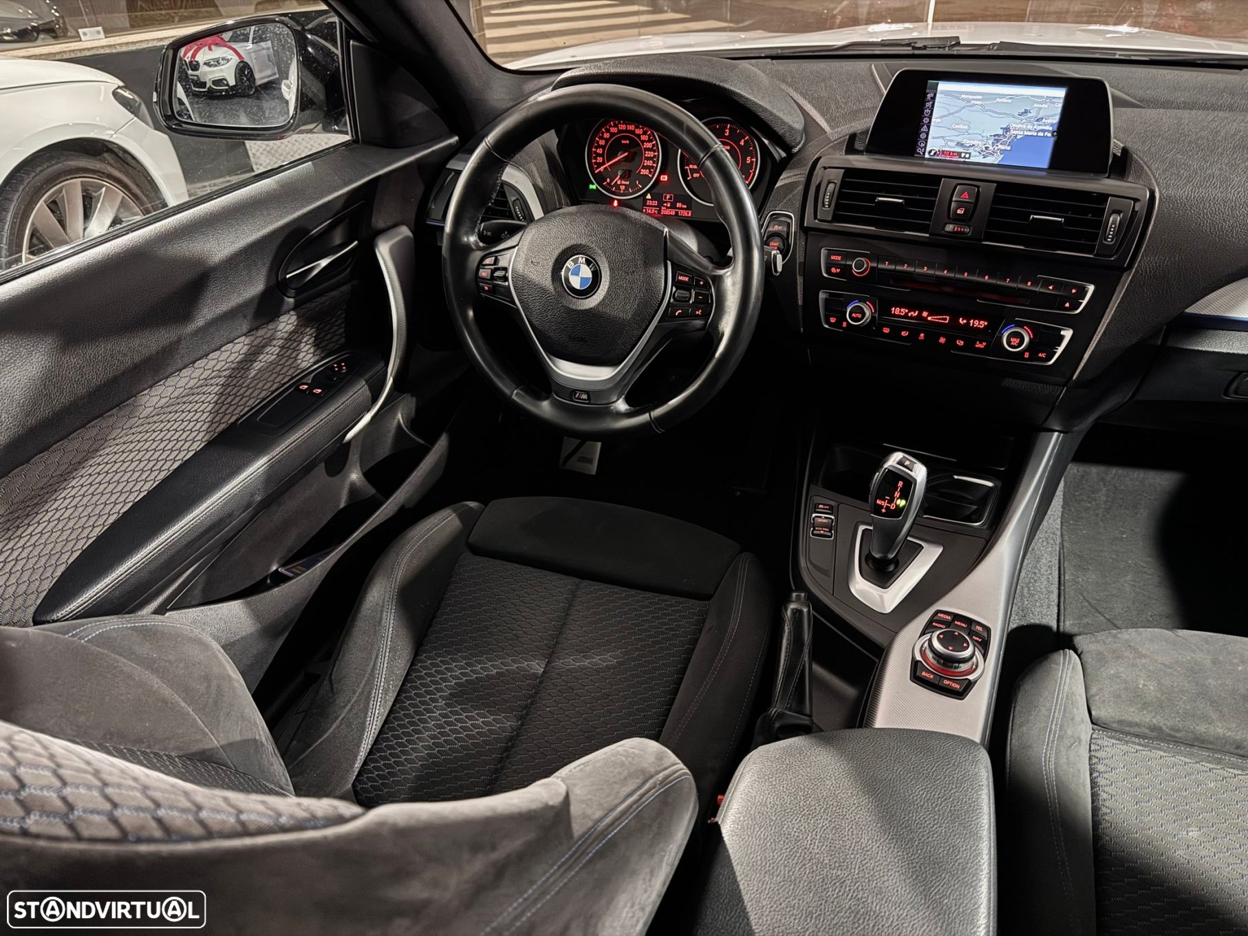 BMW 118 dA Pack M - 12