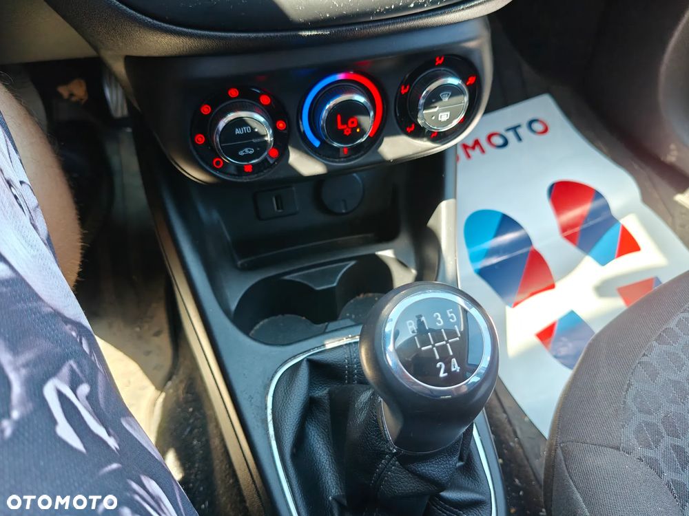 Opel Corsa 1.4 Cosmo - 26