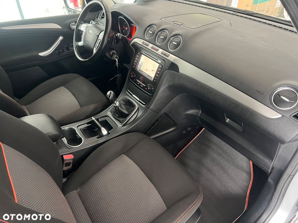 Ford Galaxy 2.0 TDCi Platinium X - 26