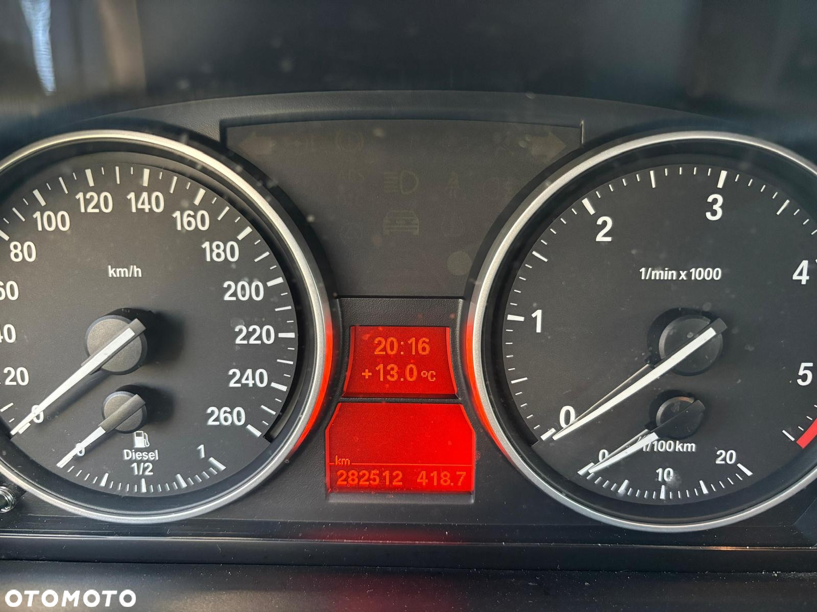 BMW X1 sDrive20d - 13