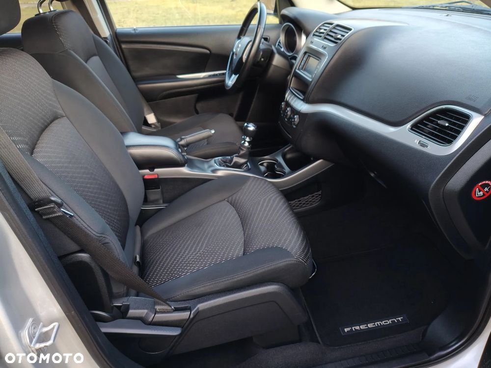 Fiat Freemont 2.0 Multijet Urban - 25