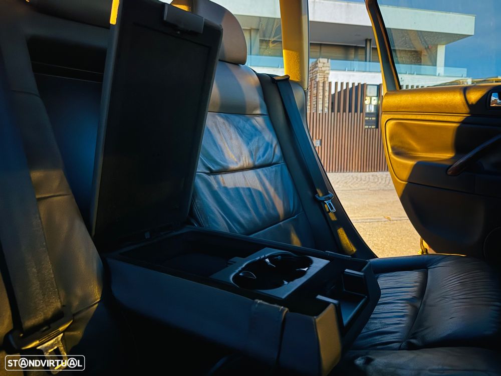 VW Passat Variant - 18