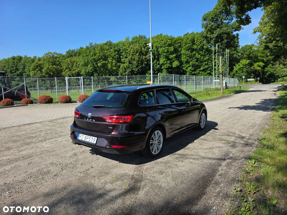 Seat Leon 2.0 TDI Xcellence S&S DSG - 3