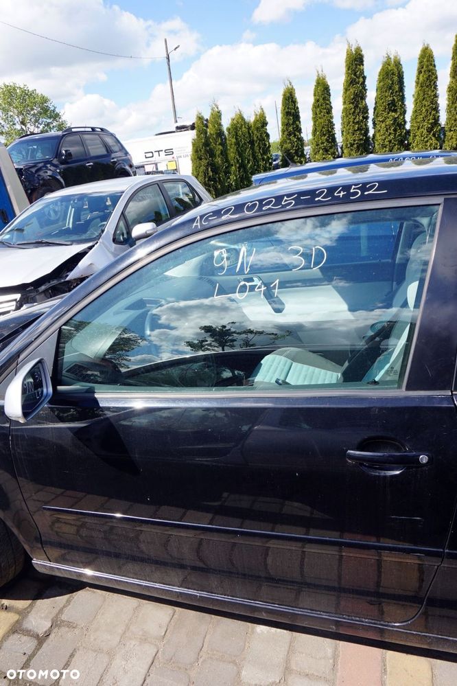 DRZWI PRZEDNIE LEWE POLO IV 9N LIFT 3D HB L041  CZARNY VOLKSWAGEN 2004-2009 - 1