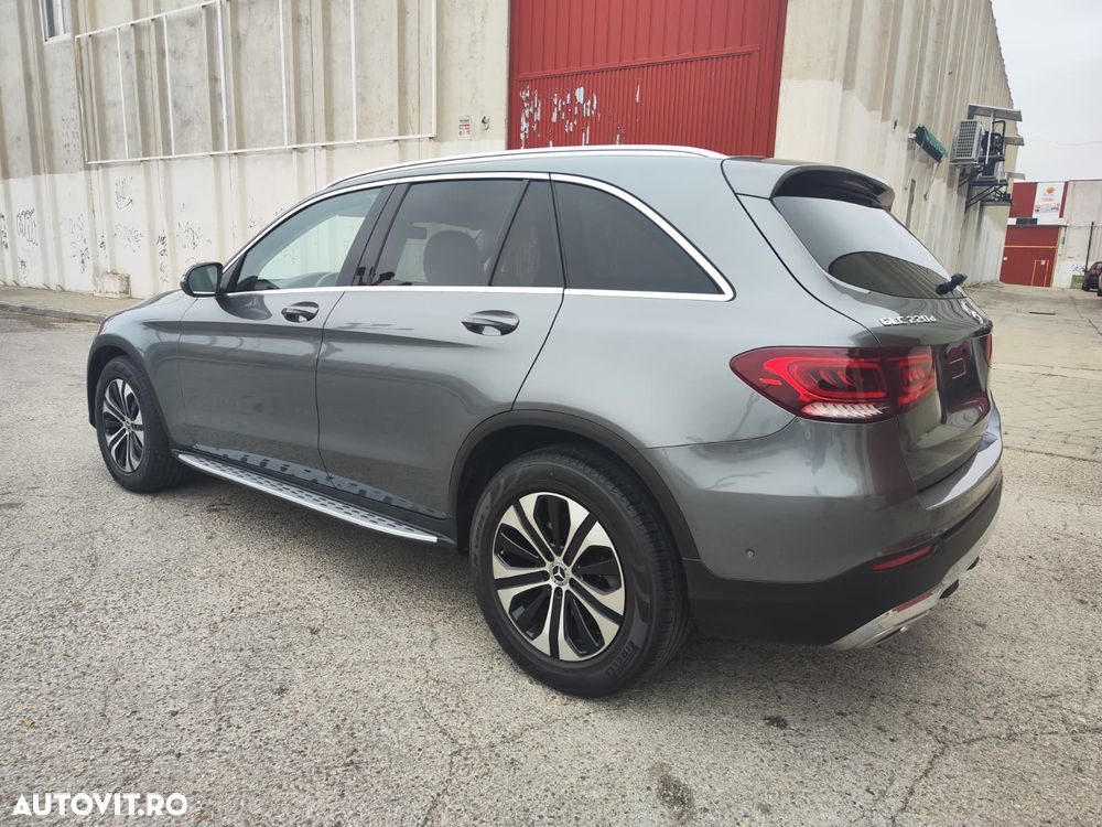 Mercedes-Benz GLC 220 d 4MATIC 9G-TRONIC AMG Line - 26