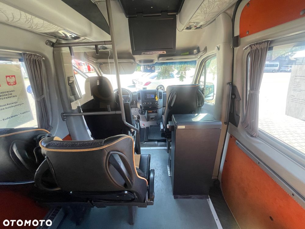 Volkswagen Crafter/2,5Tdi/17 miejsc - 11