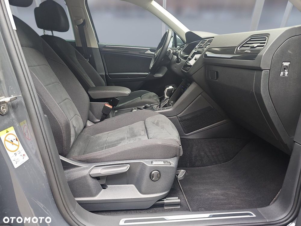 Volkswagen Tiguan 2.0 TDI SCR 4Mot Elegance DSG - 11