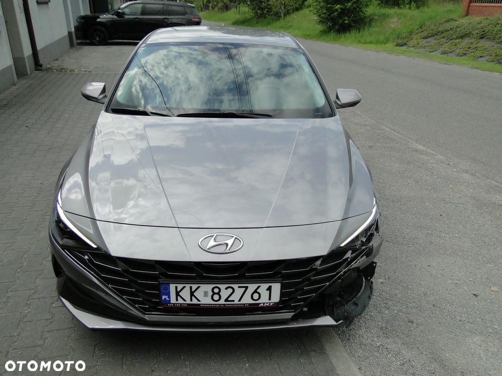 Hyundai Elantra 1.6 Smart - 8