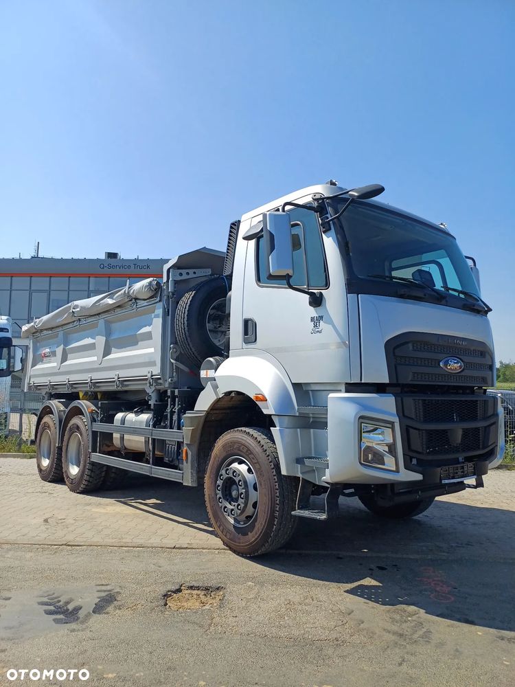 Ford F-LINE - 30