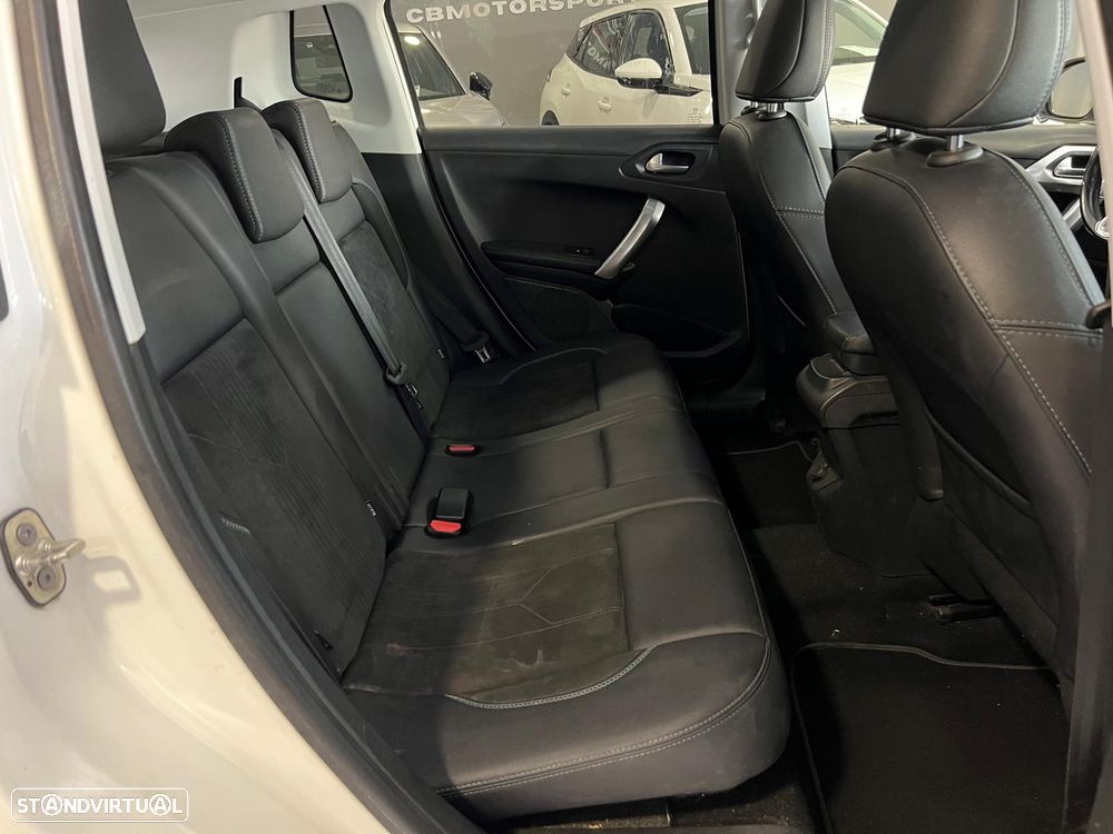 Peugeot 2008 PureTech 110 Stop&Start EAT6 Crossway - 20