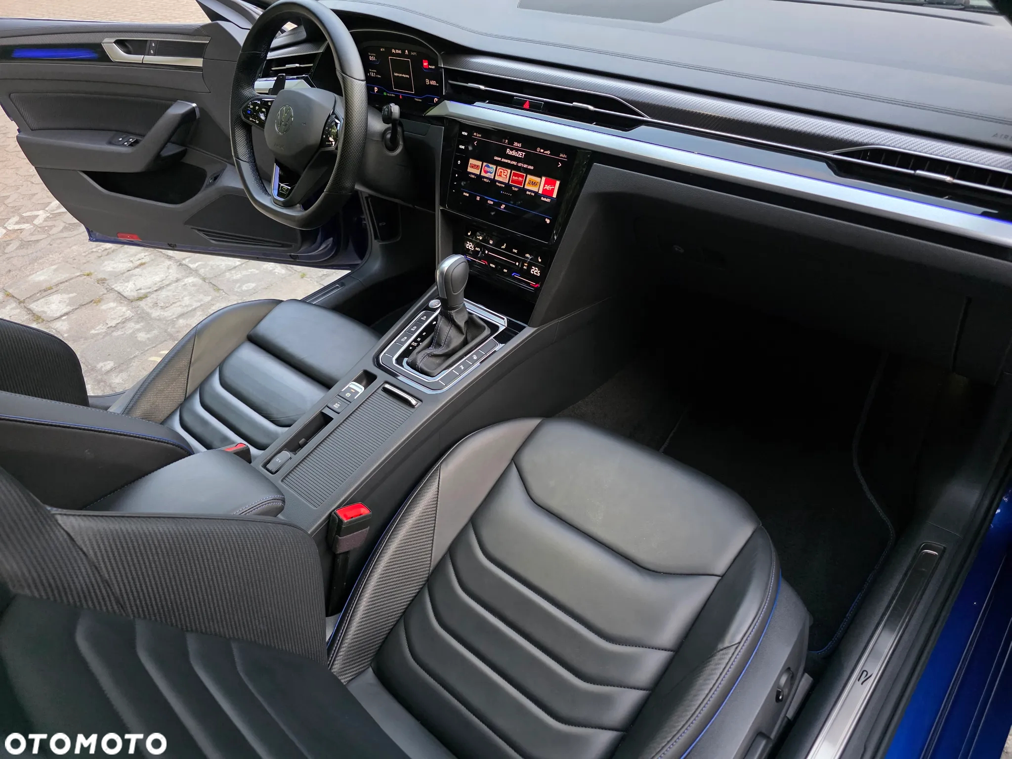 Volkswagen Arteon 2.0 TSI 4Motion R DSG - 37