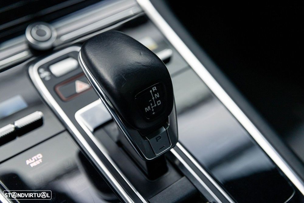 Porsche Panamera Sport Turismo 4 E-Hybrid Platinum Edition - 56