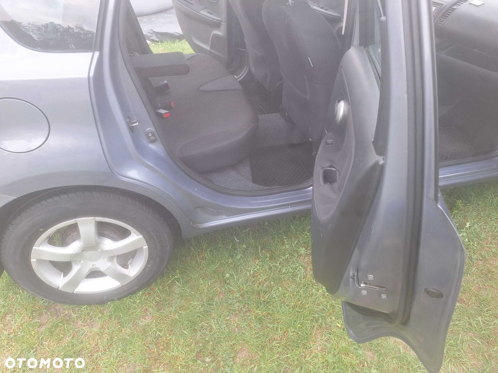 Nissan Note - 4