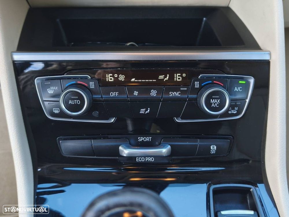 BMW 216 Gran Tourer d 7L Line Luxury - 17