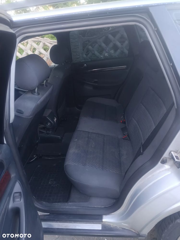 Audi A4 Avant 1.9 TDI - 10