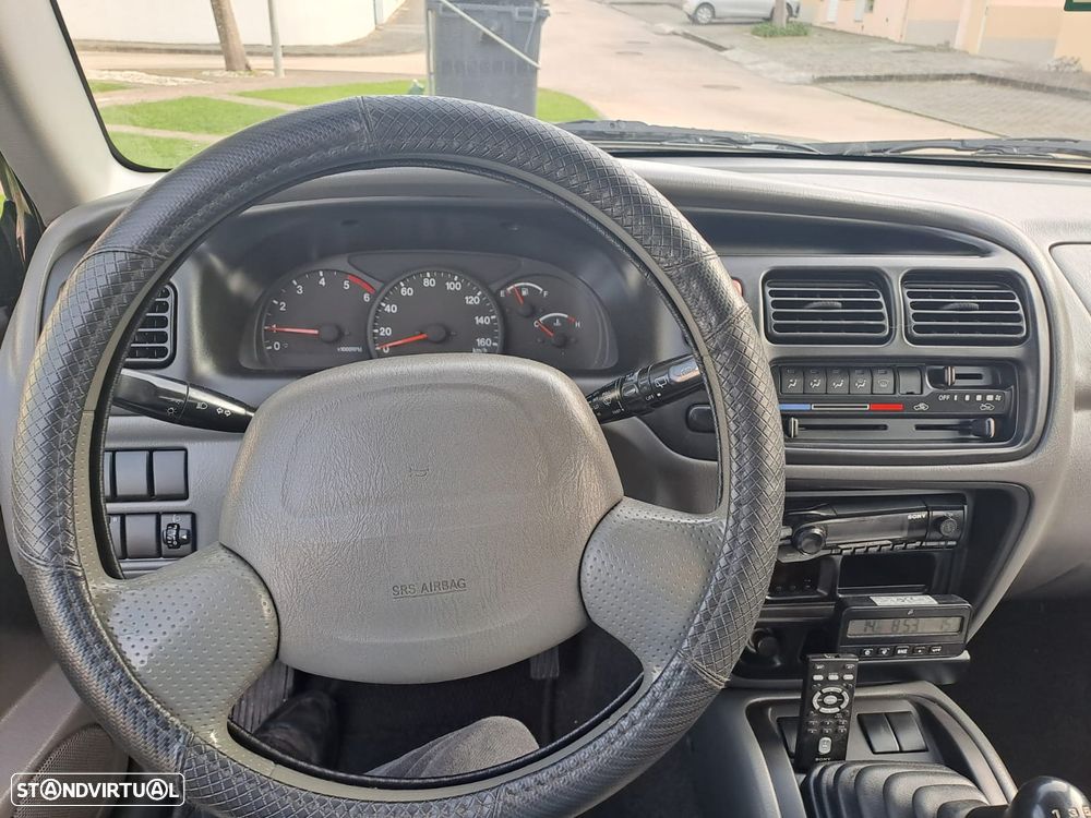 Suzuki Grand Vitara Metal Top 2.0 TDi - 7