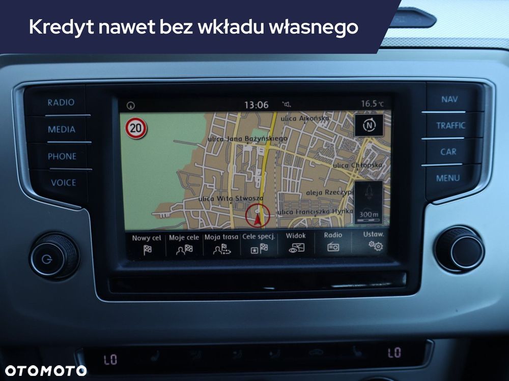 Volkswagen Passat - 15