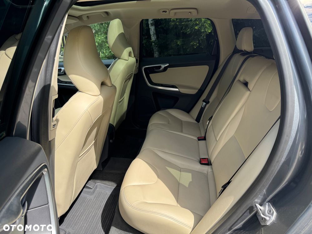 Volvo XC 60 D4 Drive-E Summum - 10