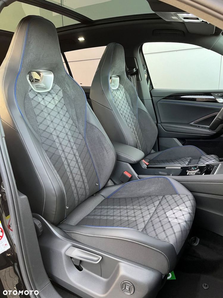 Volkswagen Tiguan - 10