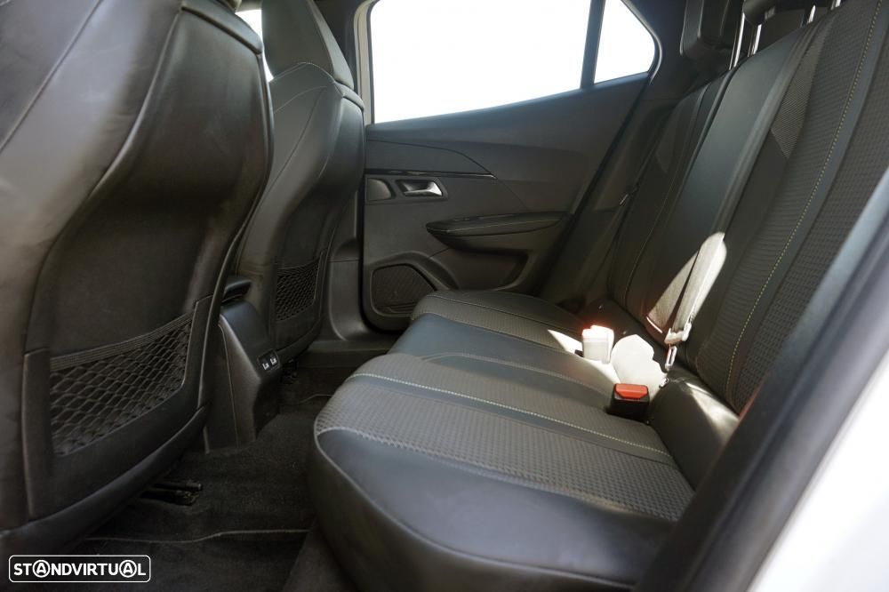 Peugeot 2008 1.2 PureTech GT - 5