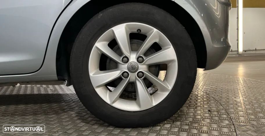 Opel Corsa 1.2 Enjoy S/S - 4