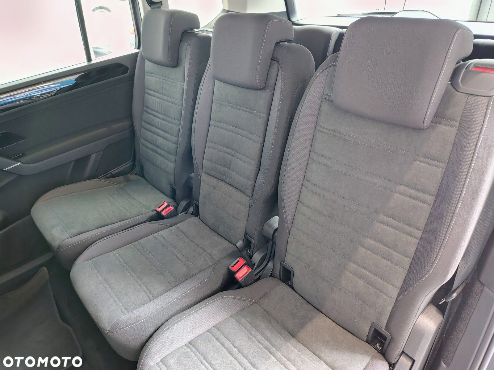 Volkswagen Touran - 21