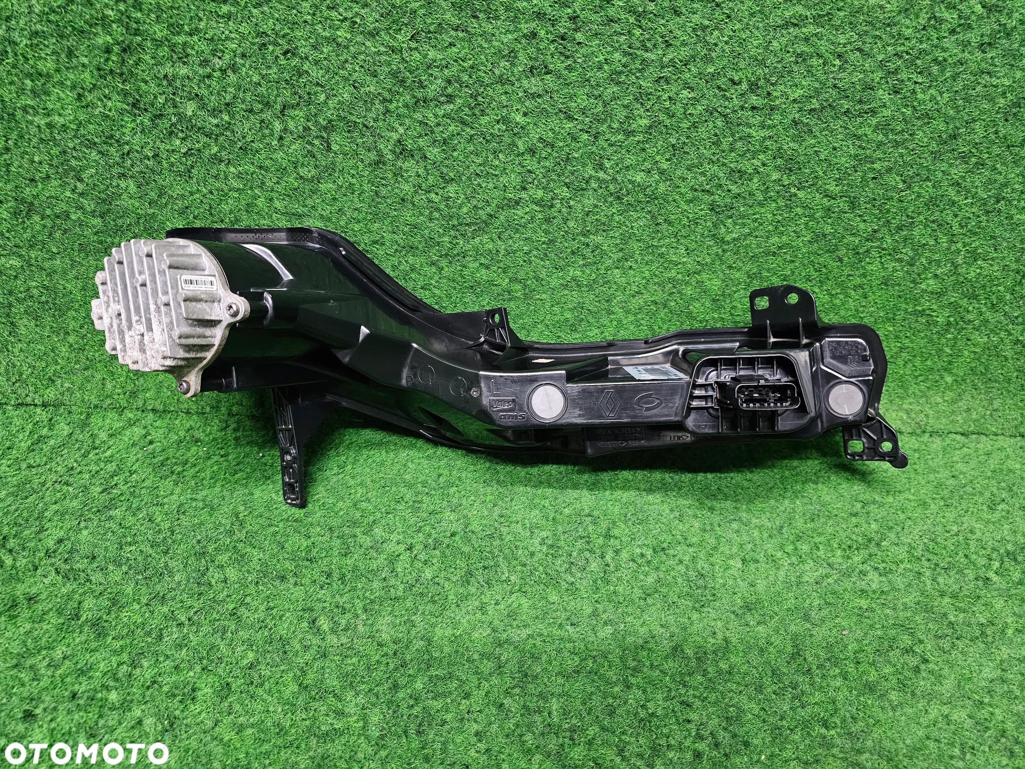 RENAULT TALISMAN ----> HALOGEN LEWY PRZÓD DRL // LED - 6