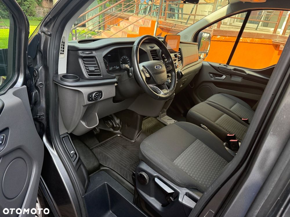 Ford Transit Custom - 11