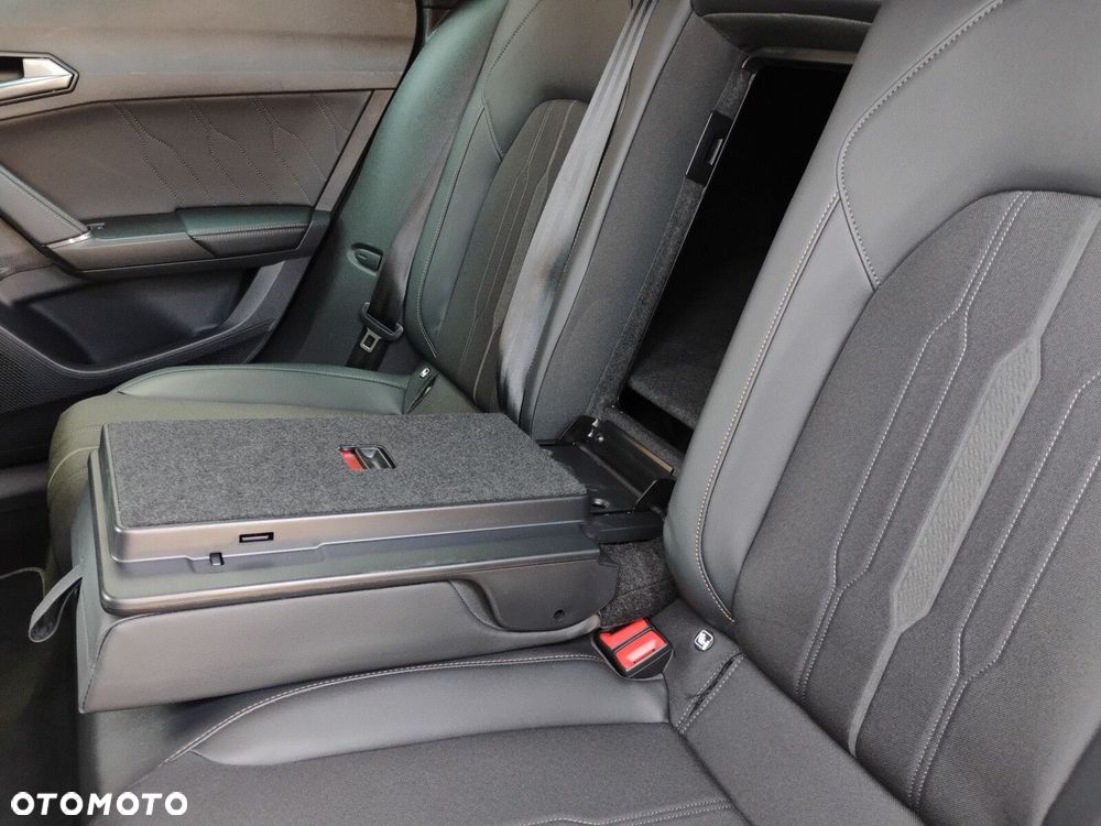 Cupra Formentor 1.5 TSI DSG - 32