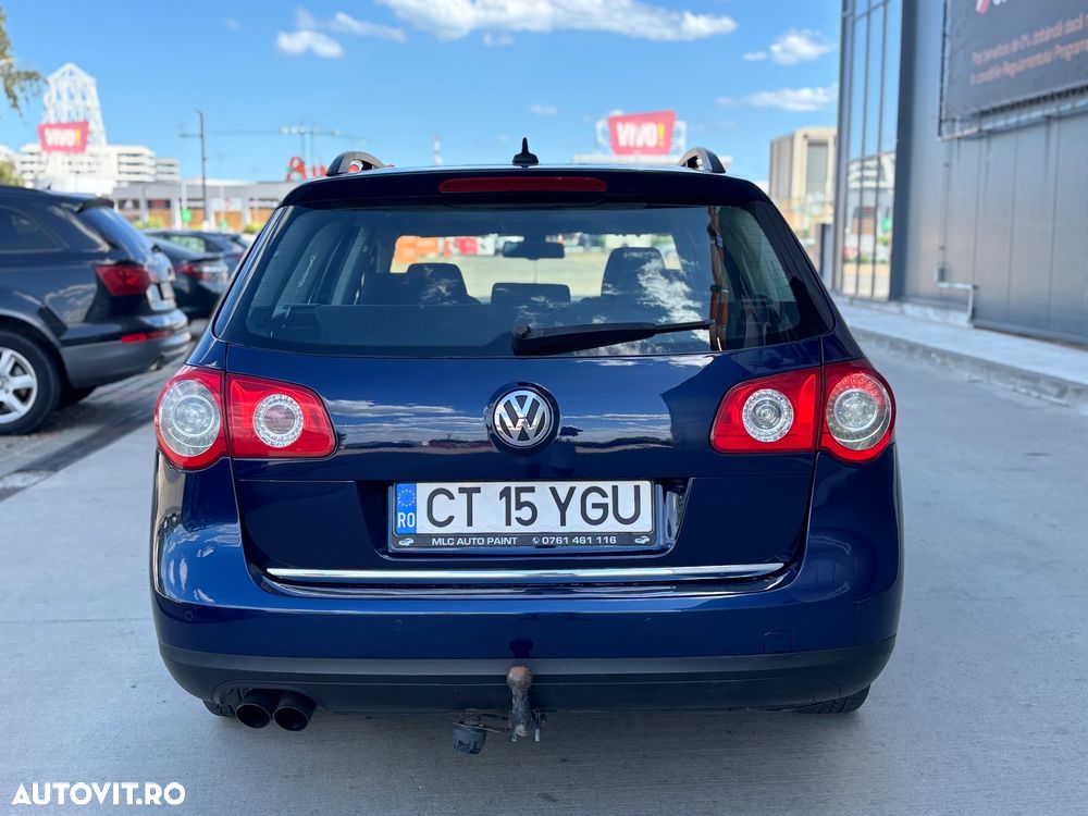 Volkswagen Passat Variant 2.0 TDI Blue TDI DSG Comfortline - 4