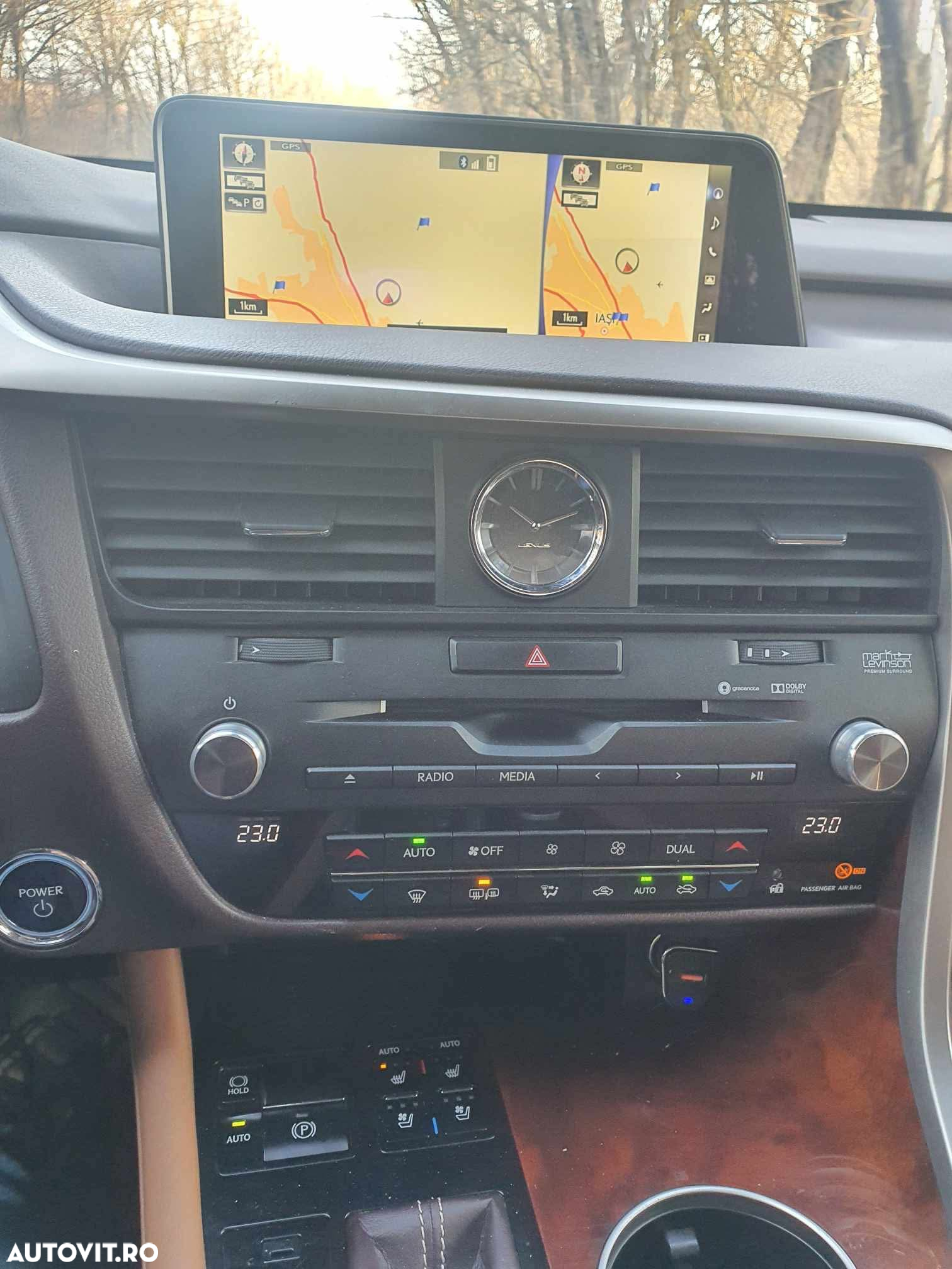 Lexus Seria RX 450h (hybrid) Luxury Line - 17