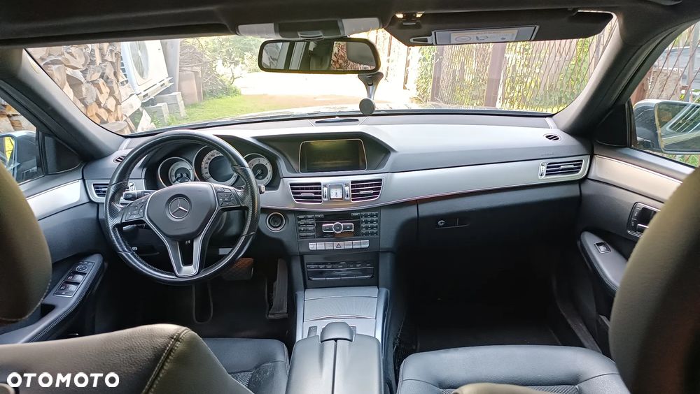 Mercedes-Benz Klasa E 300 BlueTec Hybrid - 11
