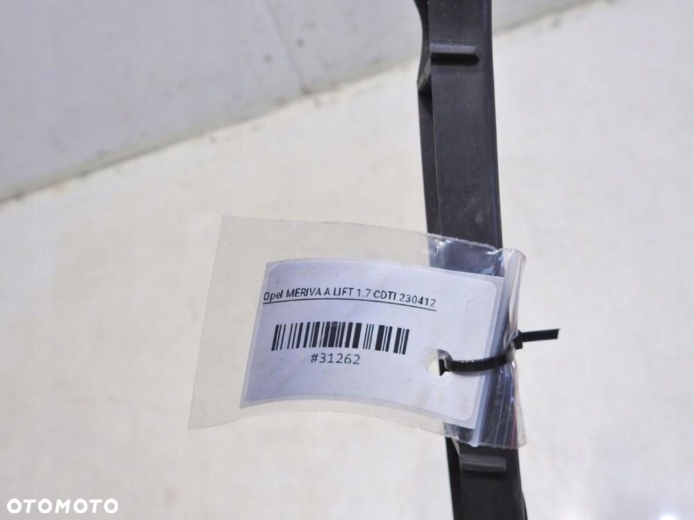 ŚLIZG ZDERZAKA PRAWY TYŁ OPEL MERIVA A - 5