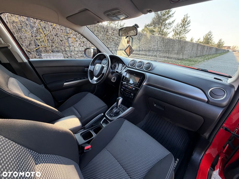 Suzuki Vitara 1.4 Boosterjet Premium 2WD - 24