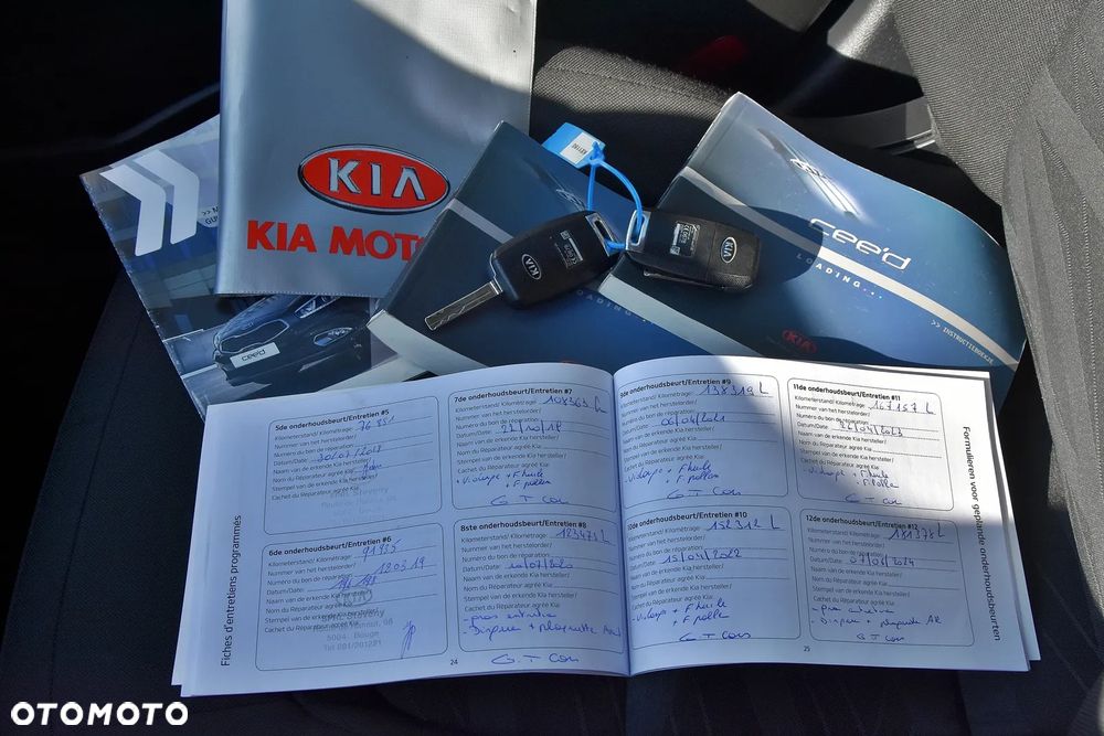 Kia Ceed 1.4 L - 38
