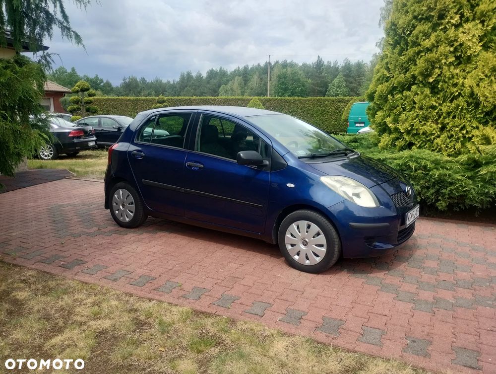 Toyota Yaris - 7